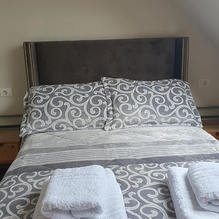 Apartamento Arel Duplex Lugo Exterior foto