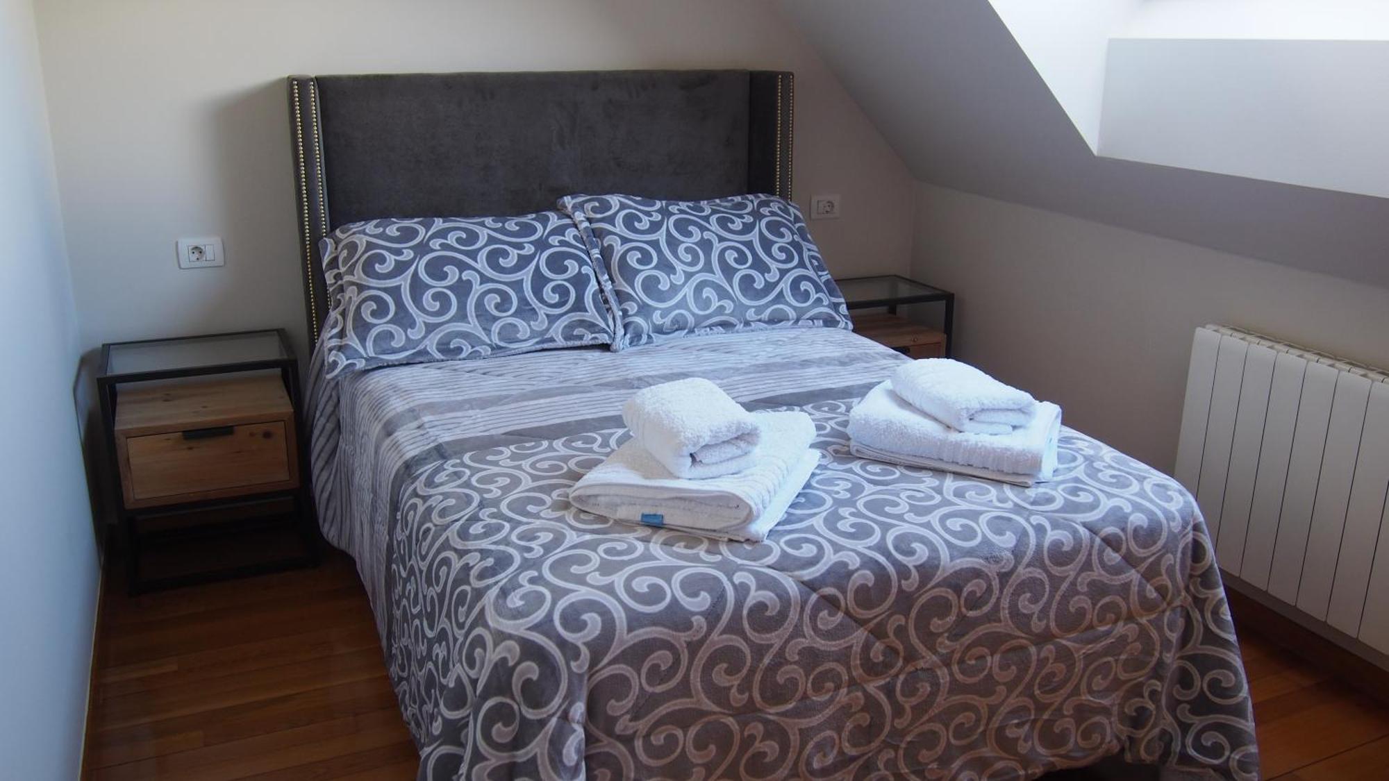 Apartamento Arel Duplex Lugo Exterior foto
